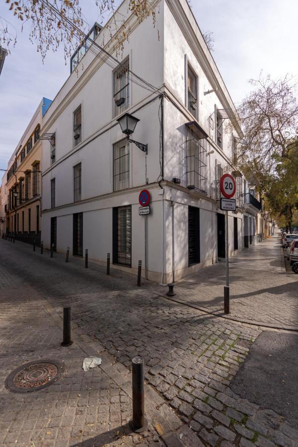 Apartamento Alkazar Gardens Old Town 6 Pax Sevilla Exterior foto