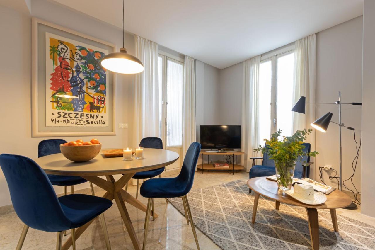 Apartamento Alkazar Gardens Old Town 6 Pax Sevilla Exterior foto