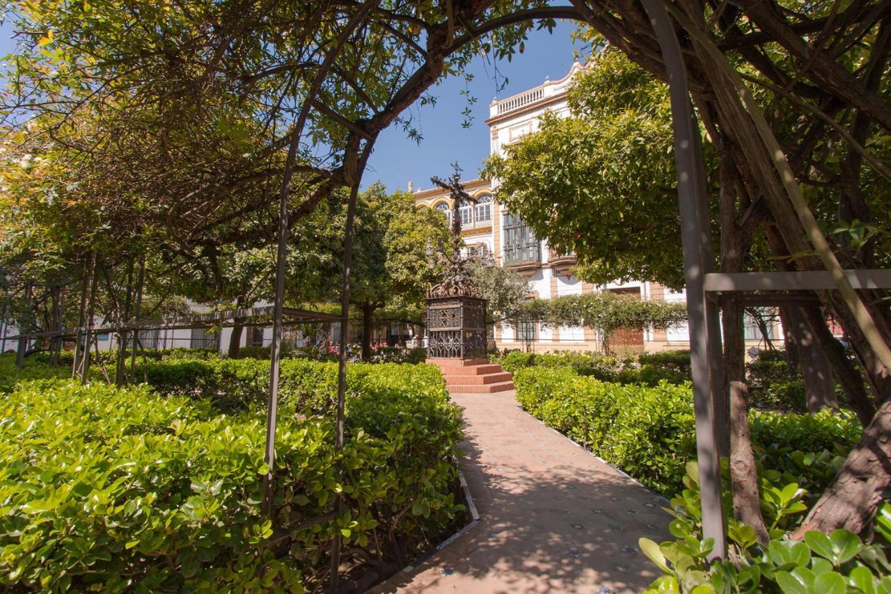Apartamento Alkazar Gardens Old Town 6 Pax Sevilla Exterior foto