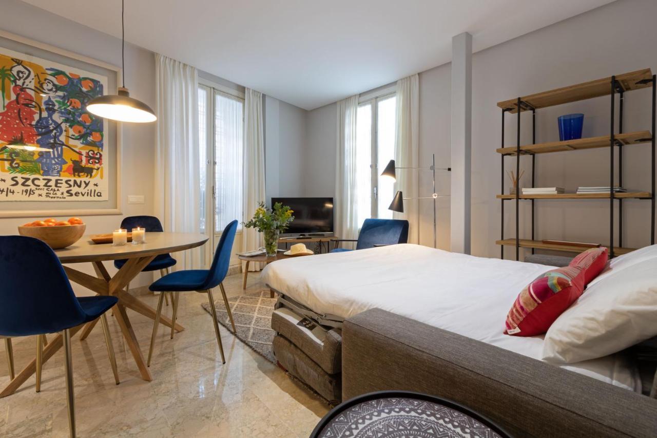 Apartamento Alkazar Gardens Old Town 6 Pax Sevilla Exterior foto