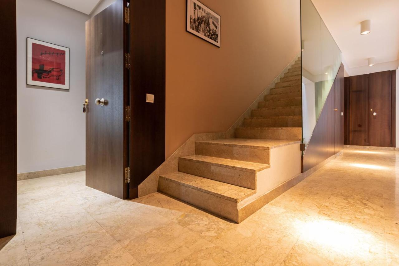 Apartamento Alkazar Gardens Old Town 6 Pax Sevilla Exterior foto