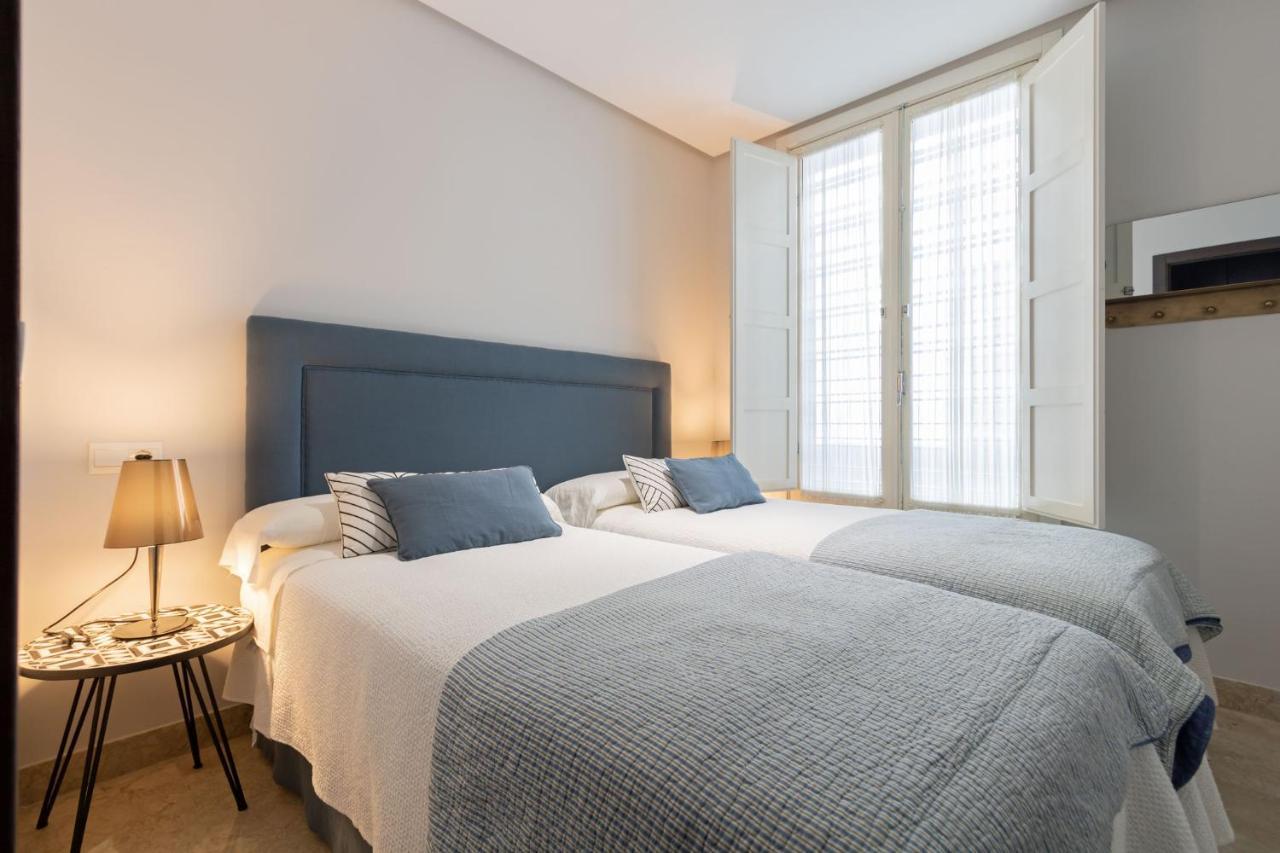 Apartamento Alkazar Gardens Old Town 6 Pax Sevilla Exterior foto